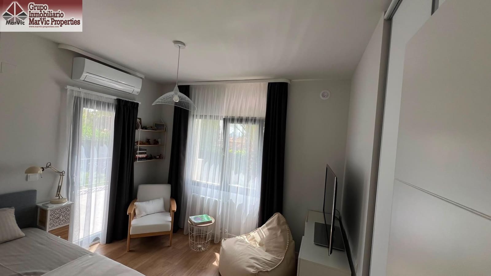 4 bedroom Villa for sale in Benidorm with pool garage - € 870,000 (Ref: 9920456)