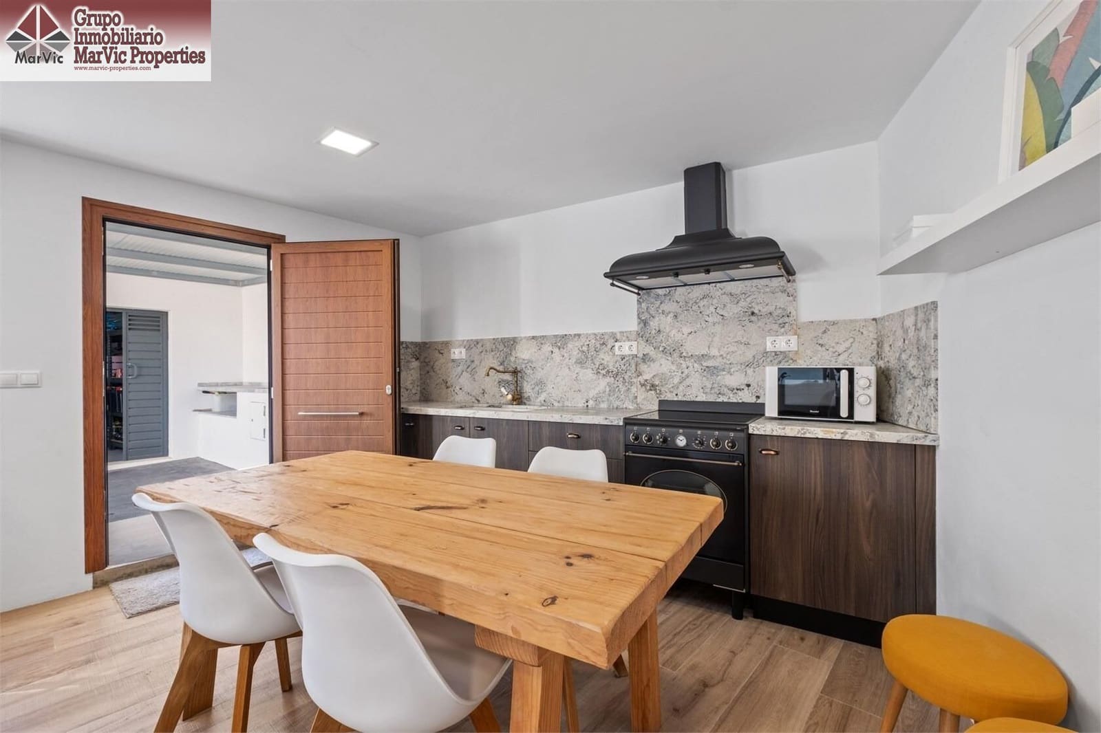 4 sypialnia Willa na sprzedaż w Alfaz del Pi / L'Alfas del Pi z basenem - 577 000 € (Ref: 9938245)