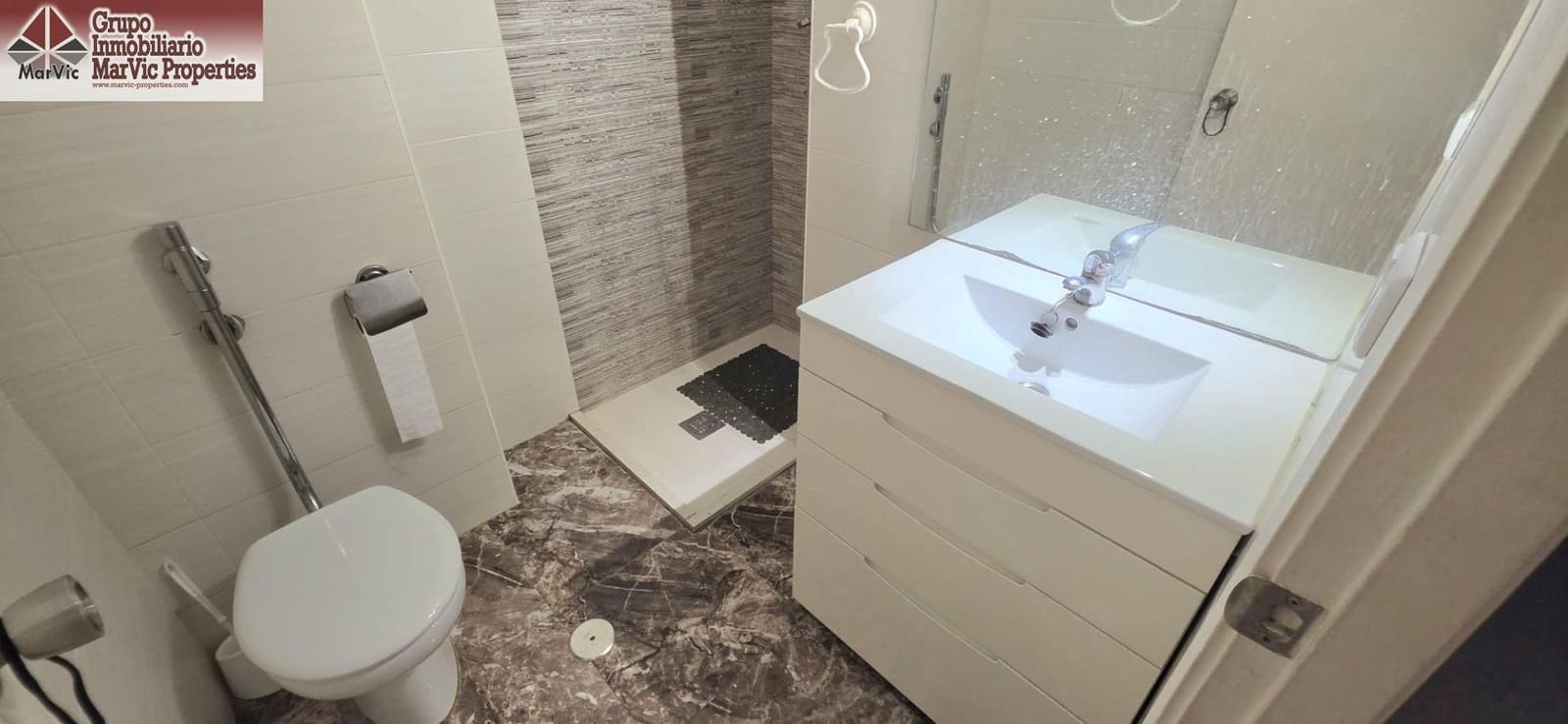 2 quarto Apartamento para venda em Benidorm - 210 000 € (Ref: 9947954)