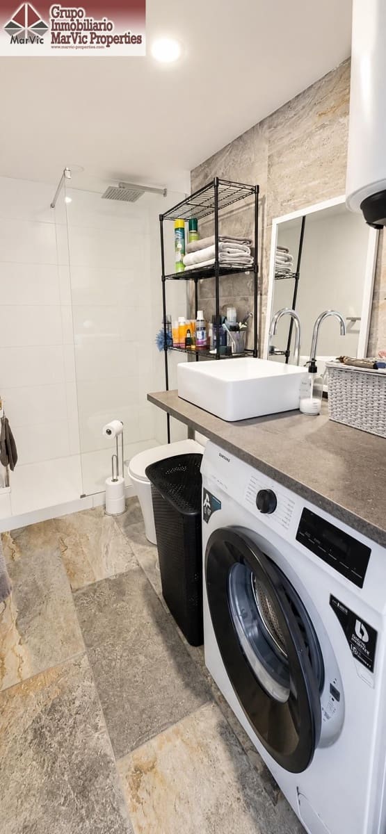 1 chambre Studio à vendre à Benidorm avec piscine - 139 000 € (Ref: 9973349)