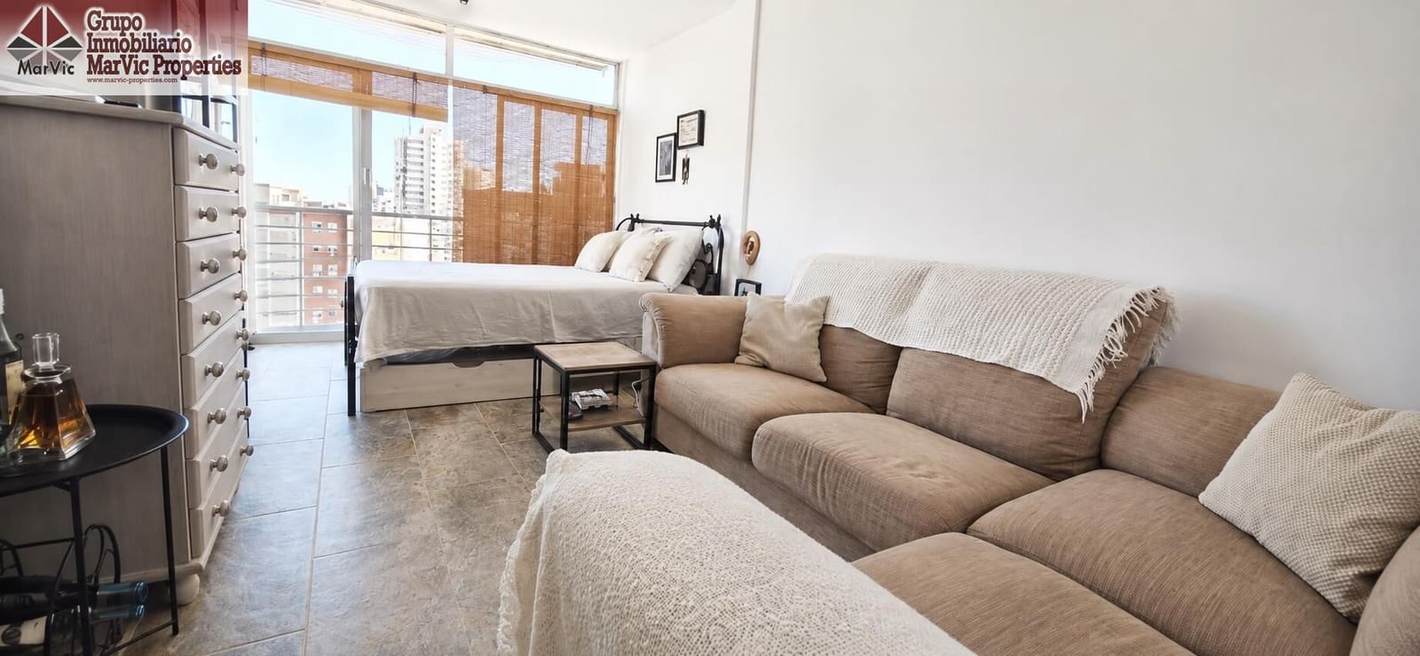 1 chambre Studio à vendre à Benidorm avec piscine - 139 000 € (Ref: 9973349)