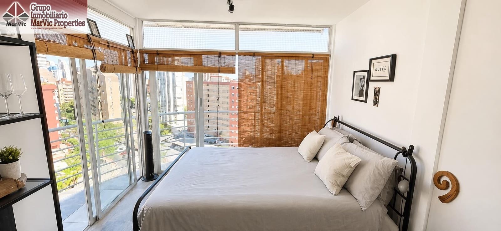 1 chambre Studio à vendre à Benidorm avec piscine - 139 000 € (Ref: 9973349)