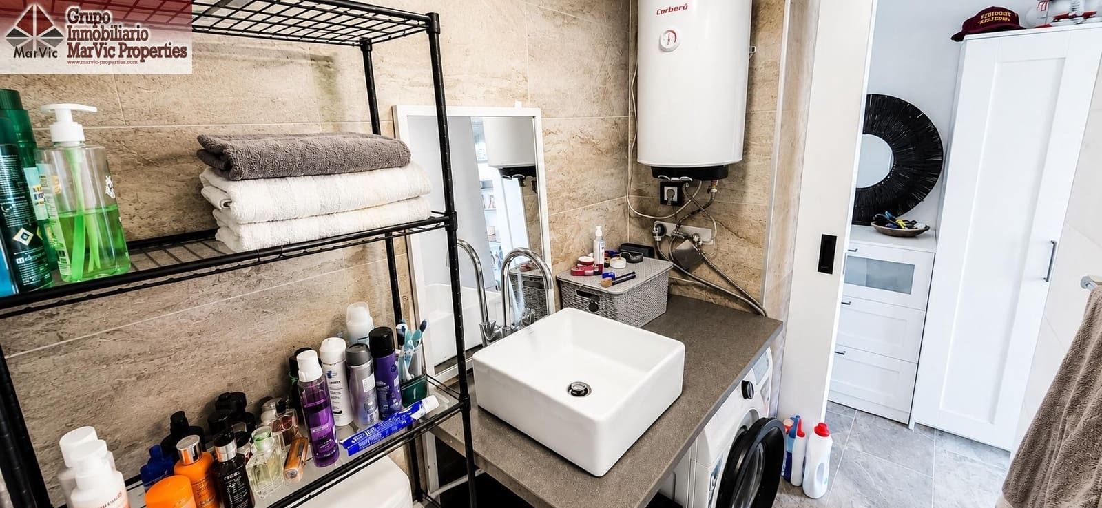 1 chambre Studio à vendre à Benidorm avec piscine - 139 000 € (Ref: 9973349)