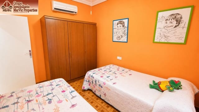 3 soverom Leilighet til salgs i Centro Urbano, Benidorm - € 209 000 (Ref: 9975471)