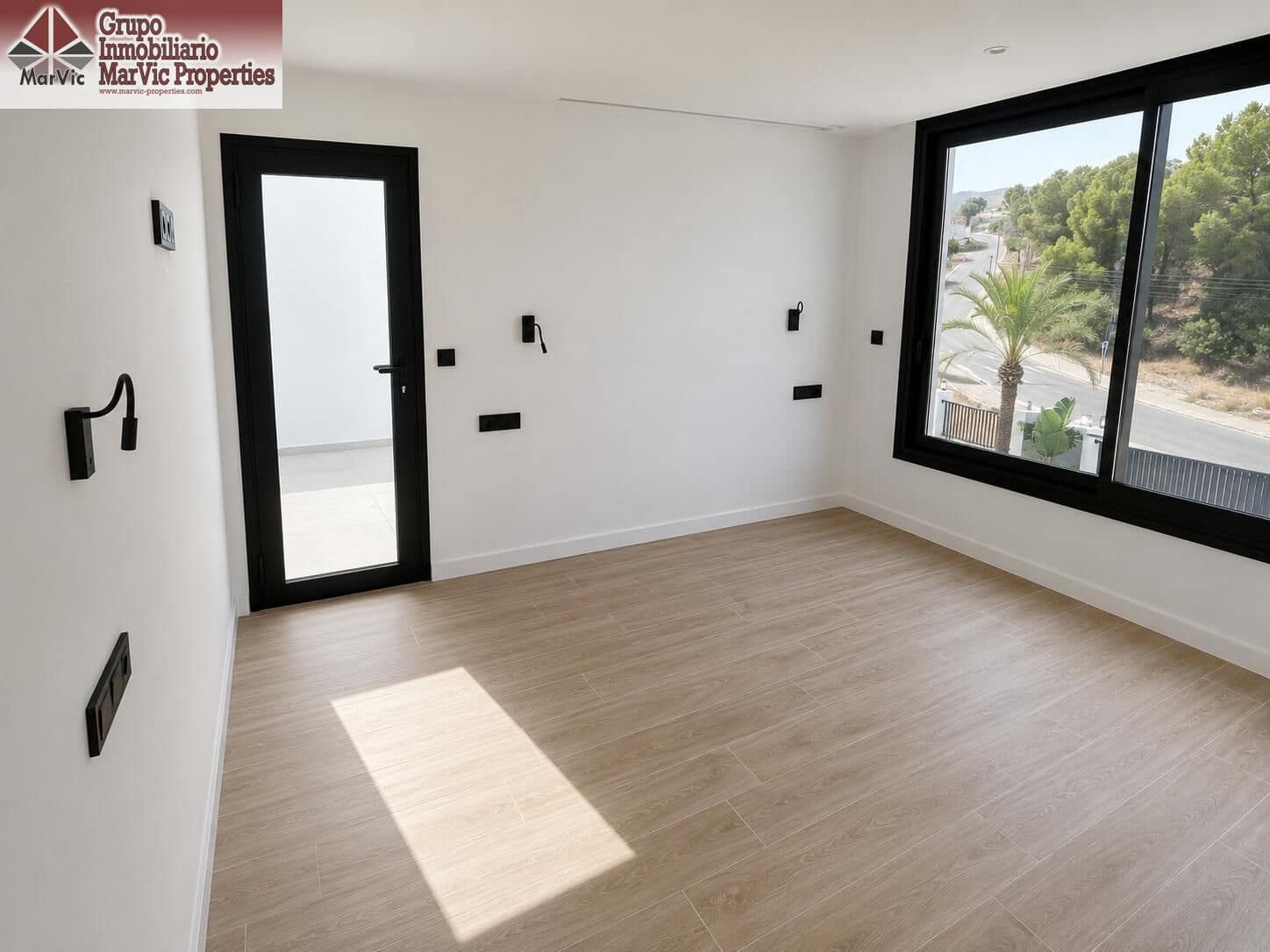 3 soverom Villa til salgs i Alfaz del Pi / L'Alfas del Pi med svømmebasseng garasje - € 850 000 (Ref: 9977359)