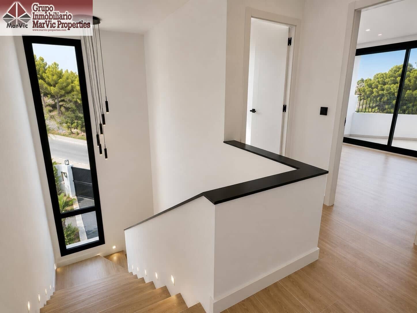 3 soverom Villa til salgs i Alfaz del Pi / L'Alfas del Pi med svømmebasseng garasje - € 850 000 (Ref: 9977359)