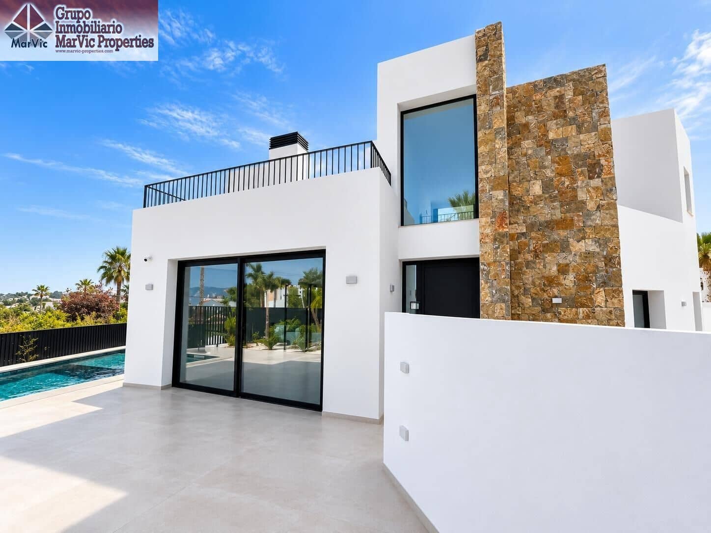3 soverom Villa til salgs i Alfaz del Pi / L'Alfas del Pi med svømmebasseng garasje - € 850 000 (Ref: 9977359)