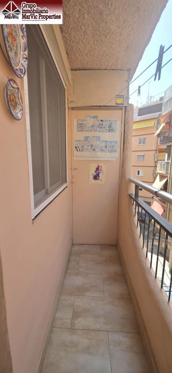 3 sovrum Lägenhet till salu i Benidorm - 198 000 € (Ref: 9985013)