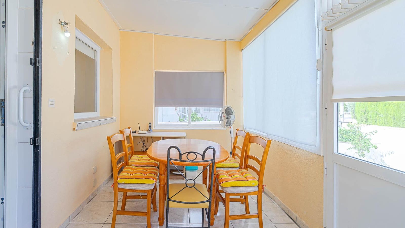 2 bedroom Villa for sale in La Florida with pool garage - € 194,999 (Ref: 10005335)