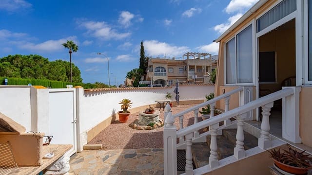 2 bedroom Villa for sale in La Florida, Orihuela with pool garage - € 194,999 (Ref: 10005335)