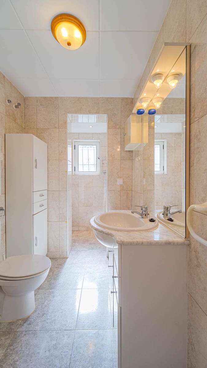 2 bedroom Villa for sale in La Florida with pool garage - € 194,999 (Ref: 10005335)