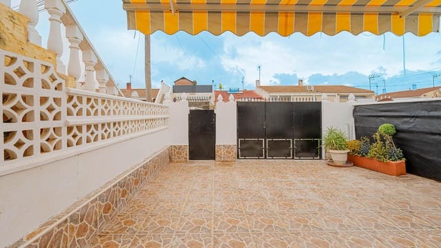 2 slaapkamer Rijtjeshuis te koop in El Limonar, Torrevieja - € 105.000 (Ref: 10011558)