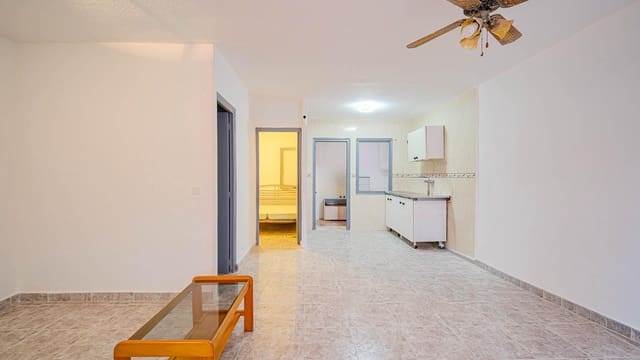 2 slaapkamer Rijtjeshuis te koop in El Limonar, Torrevieja - € 105.000 (Ref: 10011558)