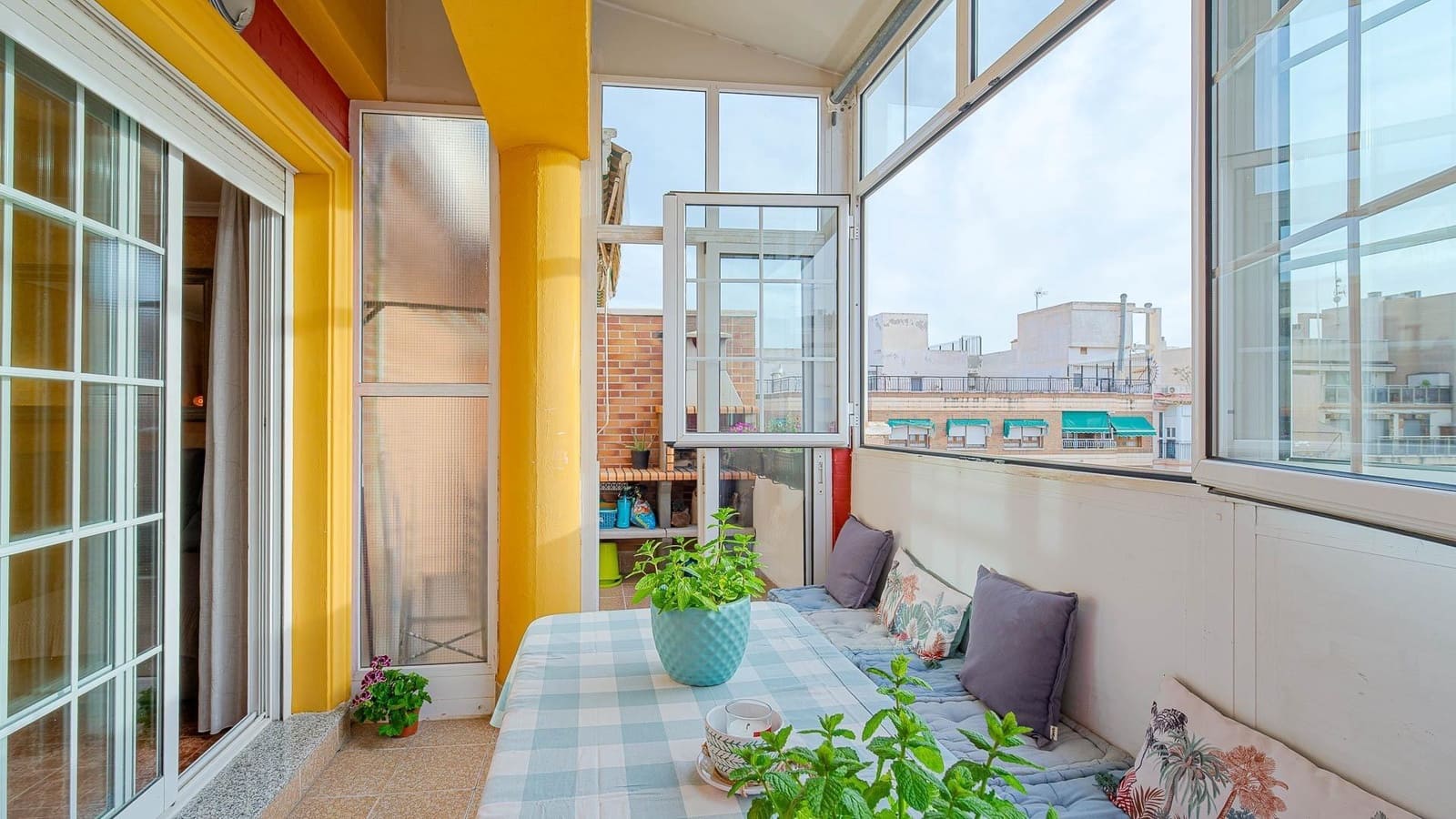 2 slaapkamer Penthouse te koop in Torrevieja met garage - € 226.000 (Ref: 10013085)