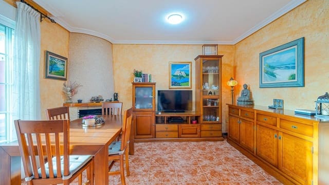 2 slaapkamer Penthouse te koop in Puerto Deportivo, Torrevieja met garage - € 226.000 (Ref: 10013085)