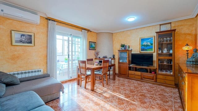 2 slaapkamer Penthouse te koop in Puerto Deportivo, Torrevieja met garage - € 226.000 (Ref: 10013085)