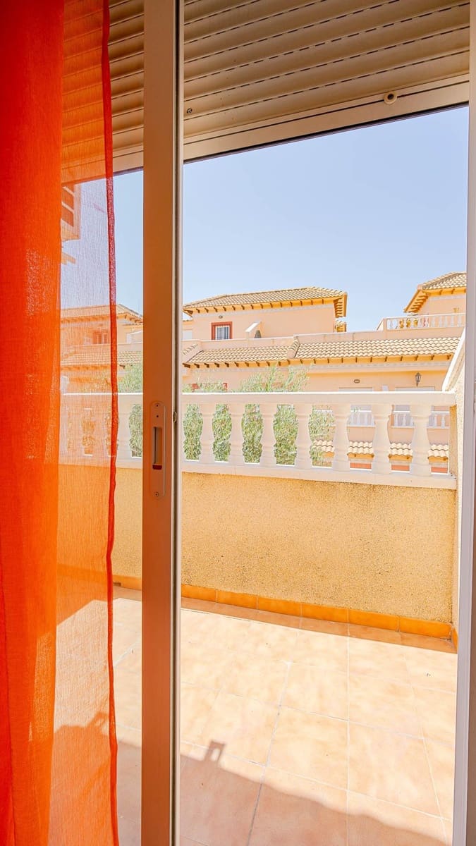 2 chambre Appartement à vendre à El Chaparral avec piscine - 140 000 € (Ref: 10017607)