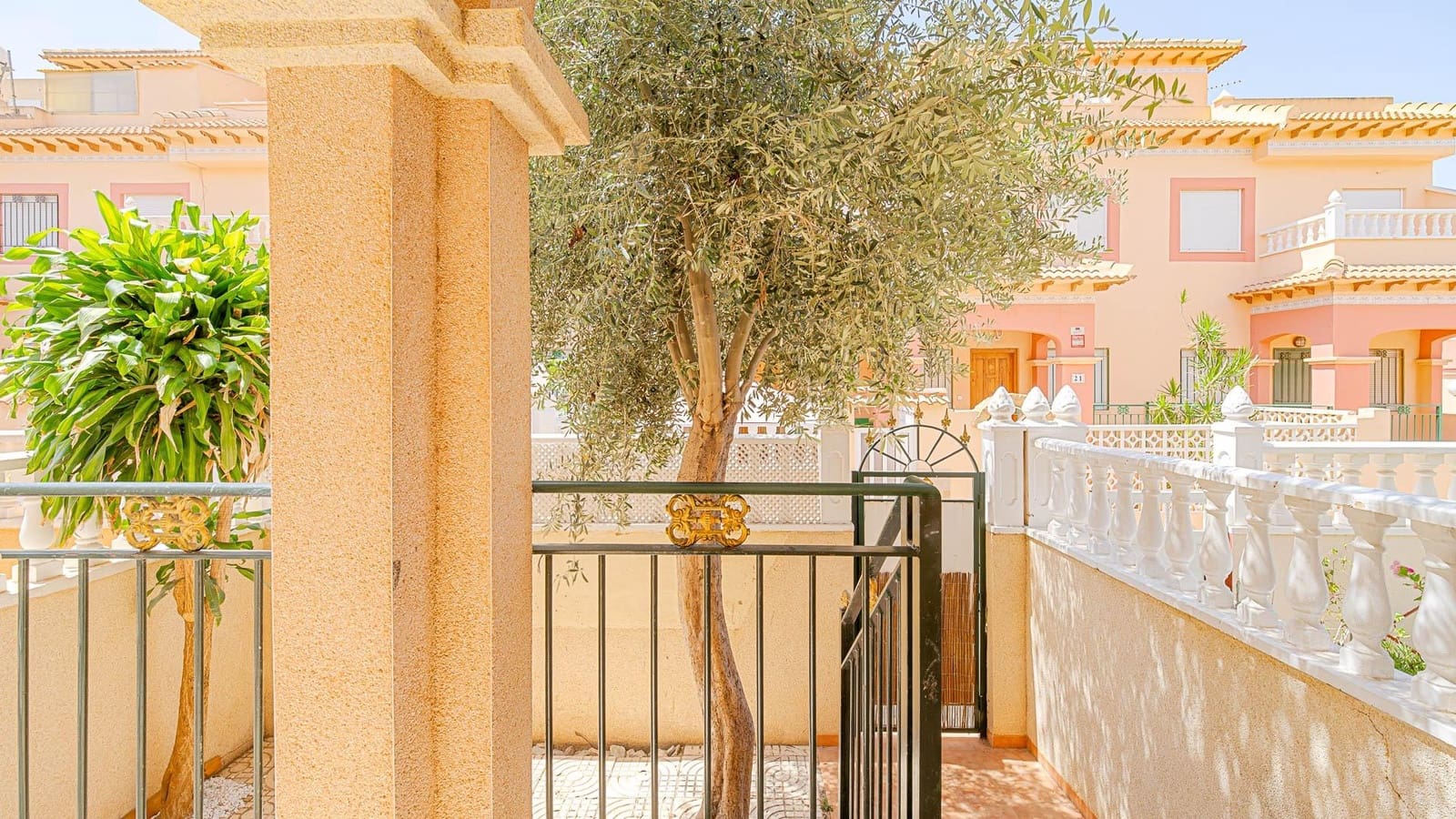 2 chambre Appartement à vendre à El Chaparral avec piscine - 140 000 € (Ref: 10017607)