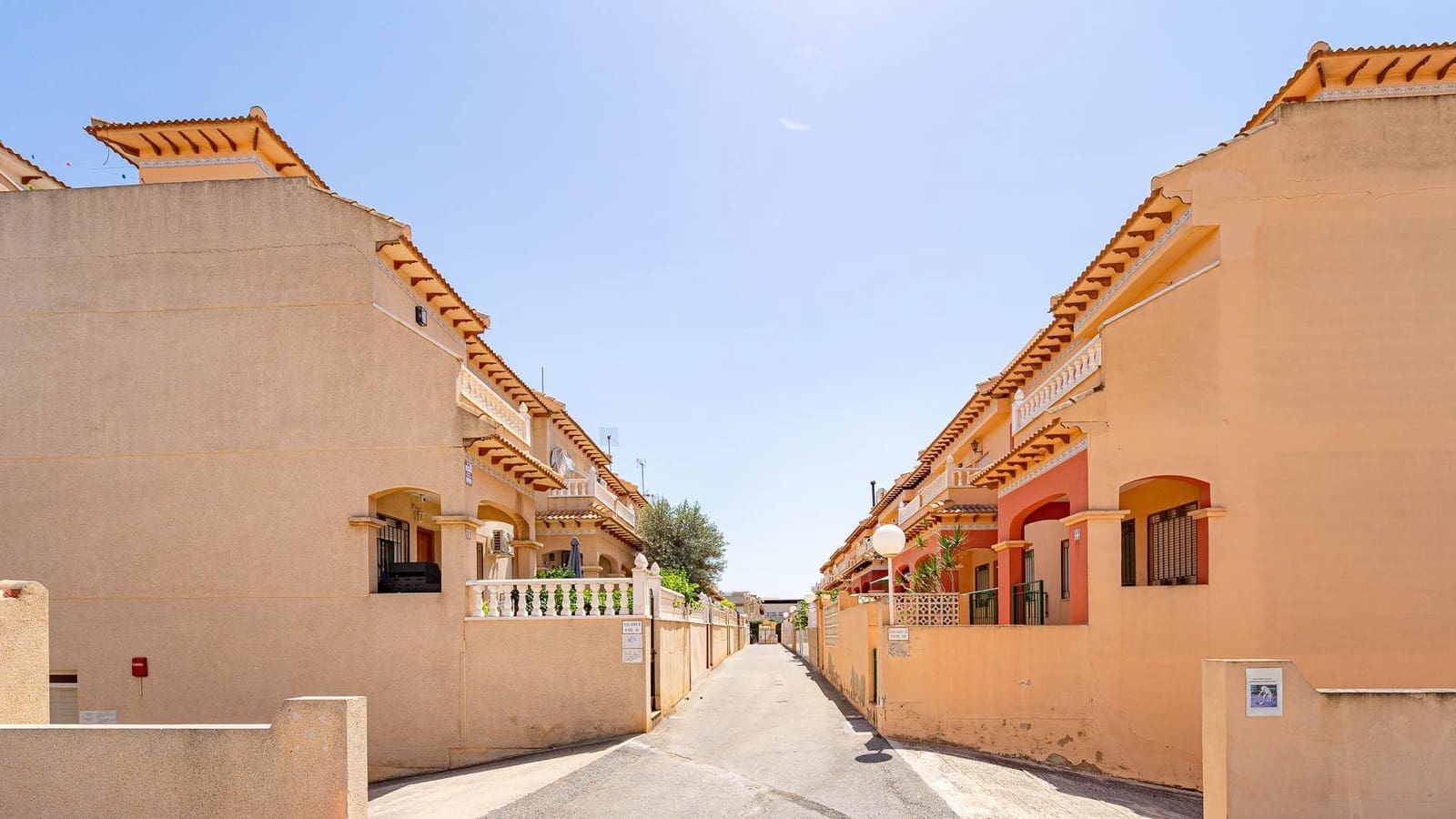 2 chambre Appartement à vendre à El Chaparral avec piscine - 140 000 € (Ref: 10017607)