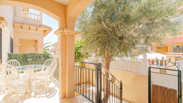 Apartamento de 2 habitaciones en El Chaparral, Torrevieja en venta con piscina - 140.000 € (Ref: 10017607)