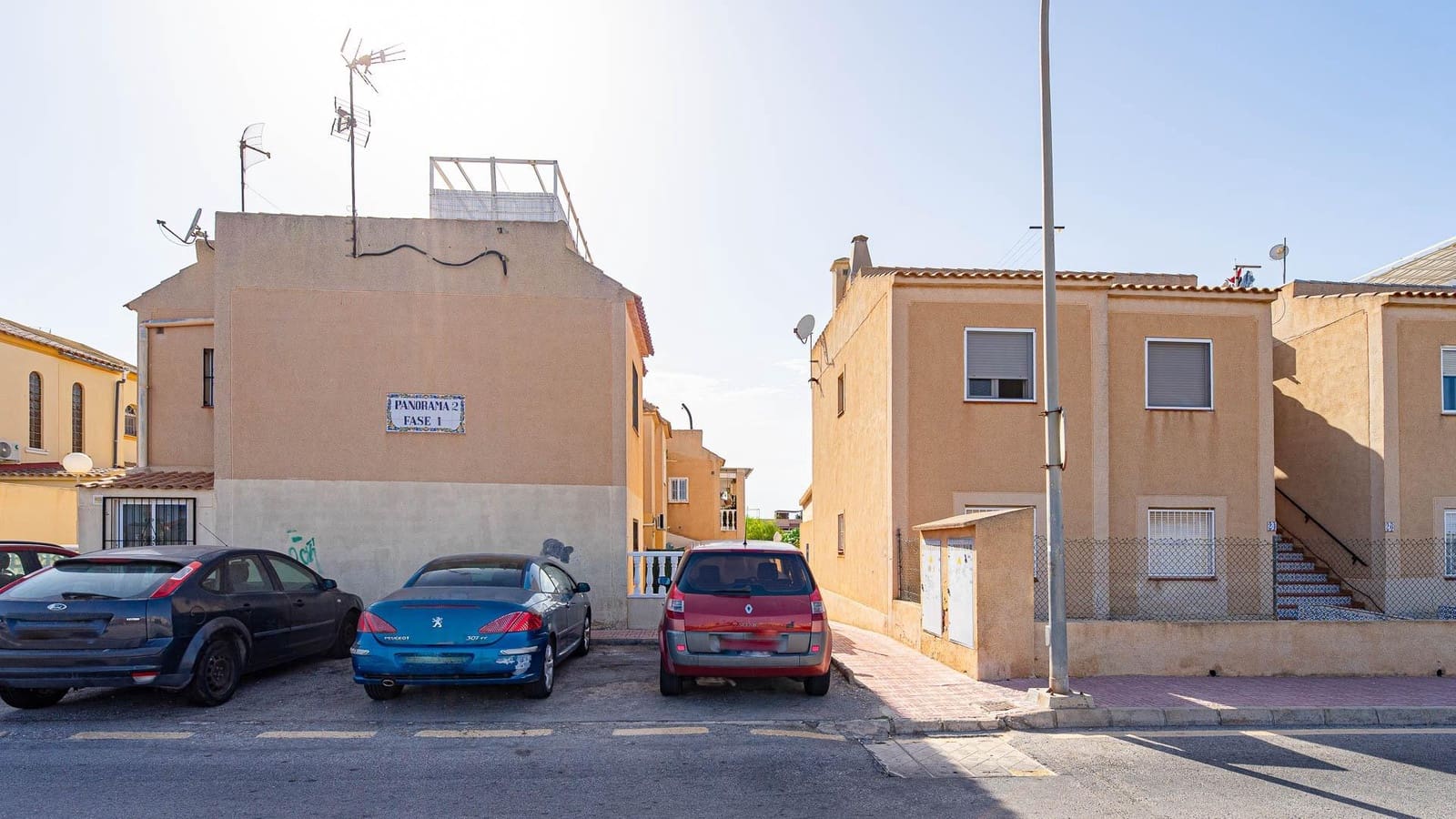 3 bedroom Bungalow for sale in Torrevieja with pool - € 164,999 (Ref: 10024261)