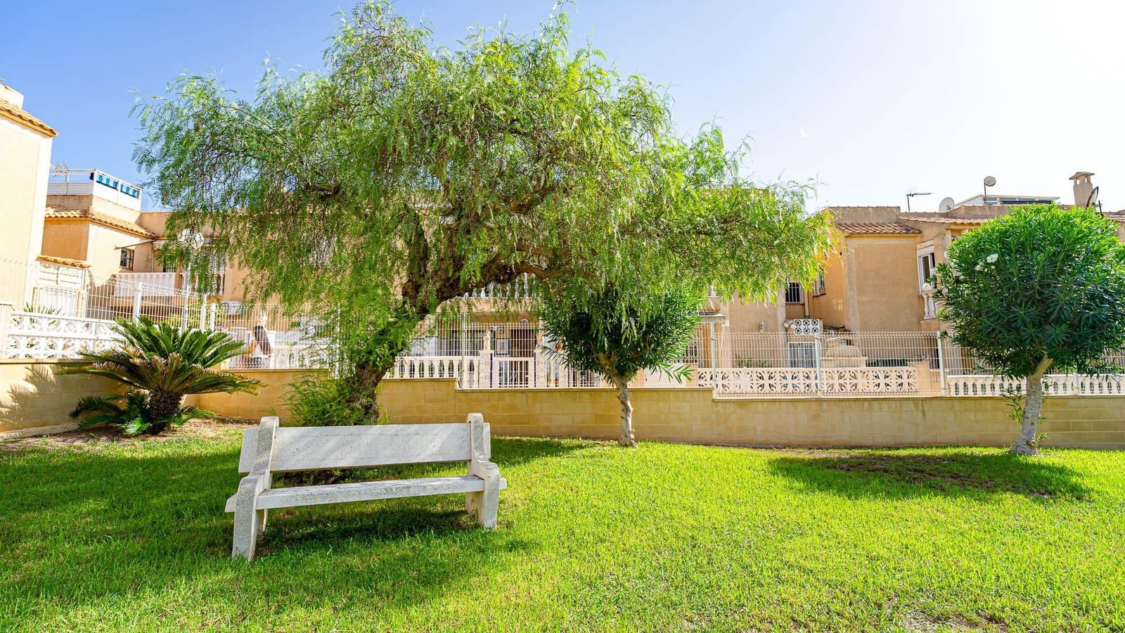 3 bedroom Bungalow for sale in Torrevieja with pool - € 164,999 (Ref: 10024261)