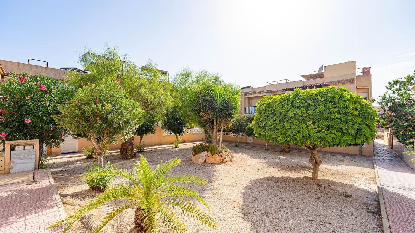 3 bedroom Bungalow for sale in Torrevieja with pool - € 164,999 (Ref: 10024261)