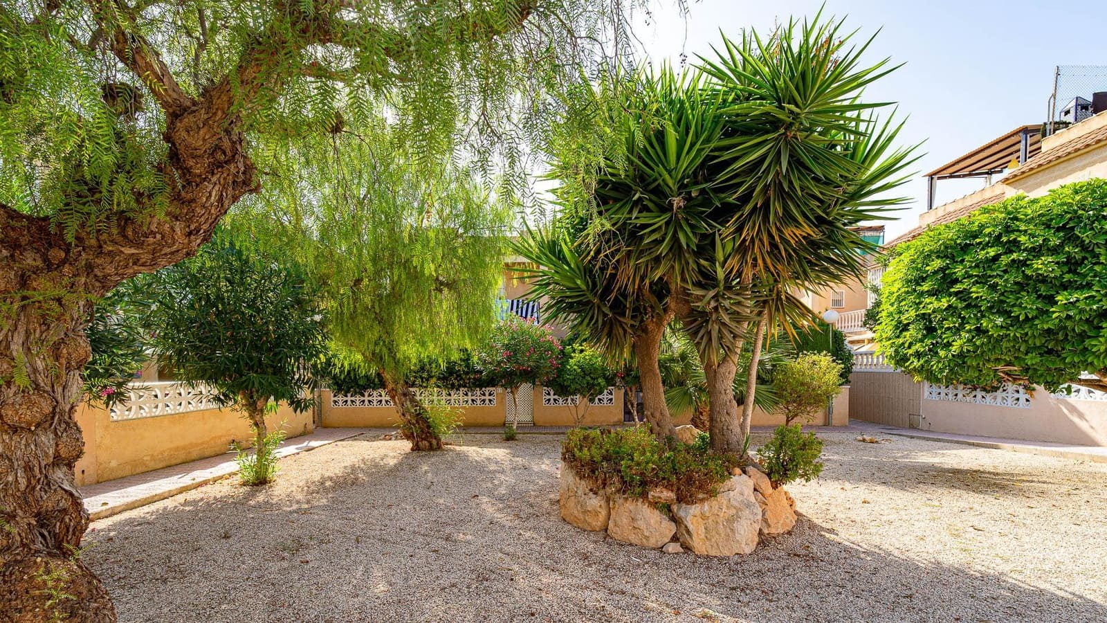 3 bedroom Bungalow for sale in Torrevieja with pool - € 164,999 (Ref: 10024261)