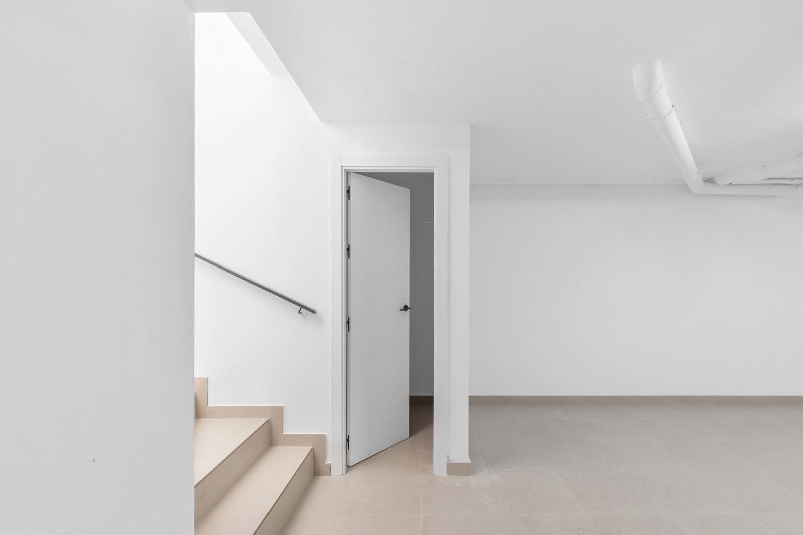 3 sypialnia Dom blizniak na sprzedaż w Rafal z basenem garażem - 295 000 € (Ref: 10024262)