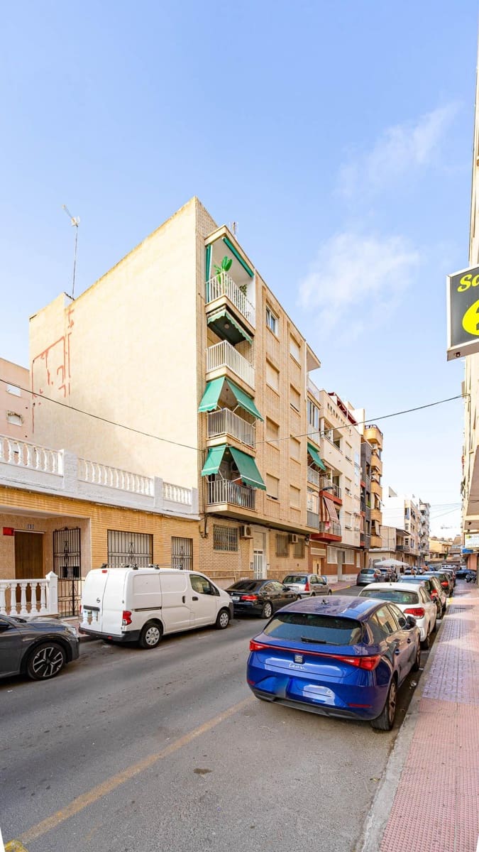 3 chambre Appartement à vendre à Torrevieja - 229 000 € (Ref: 10025838)