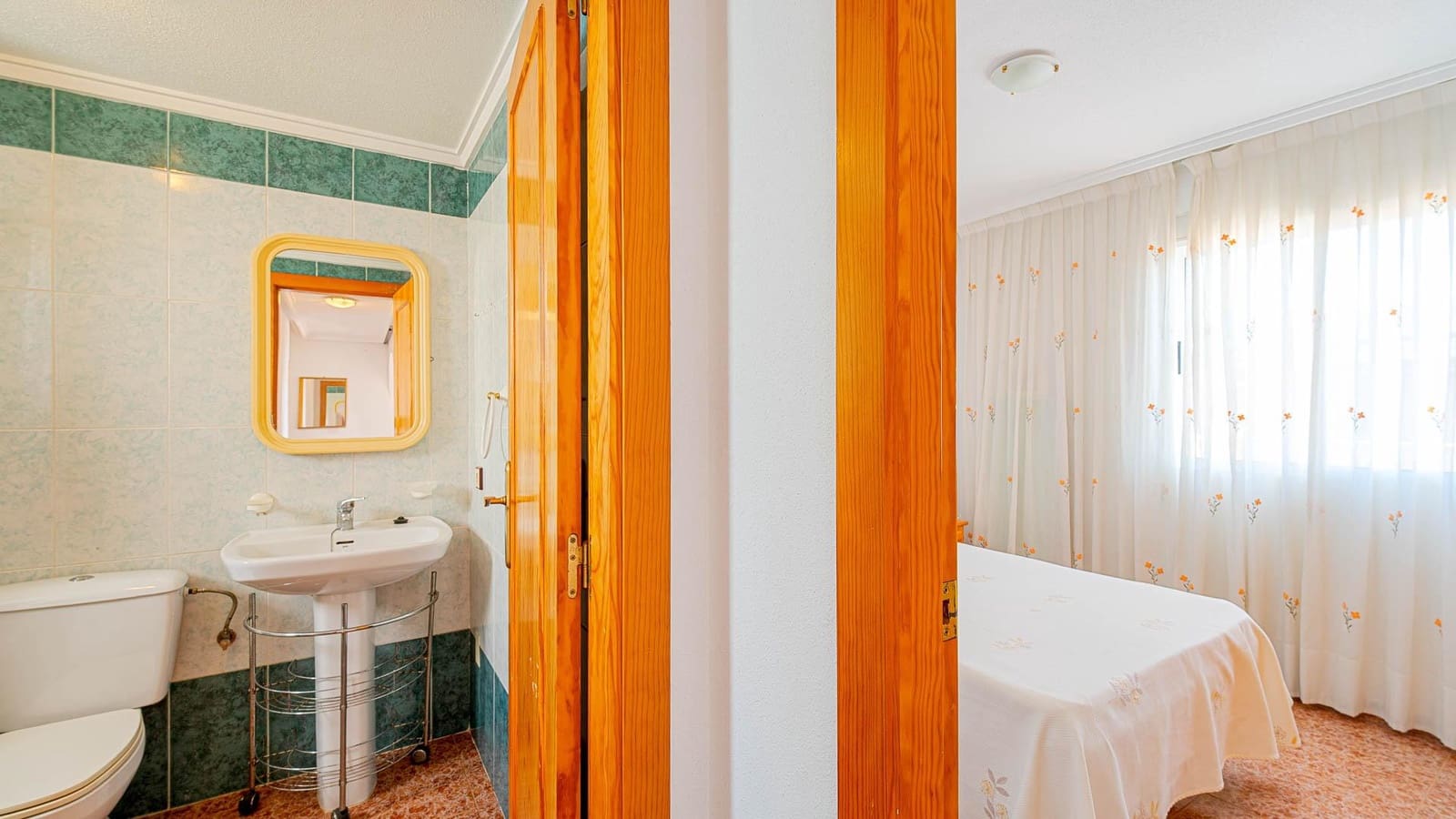 3 slaapkamer Penthouse te koop in Torrevieja met zwembad - € 149.999 (Ref: 10027882)