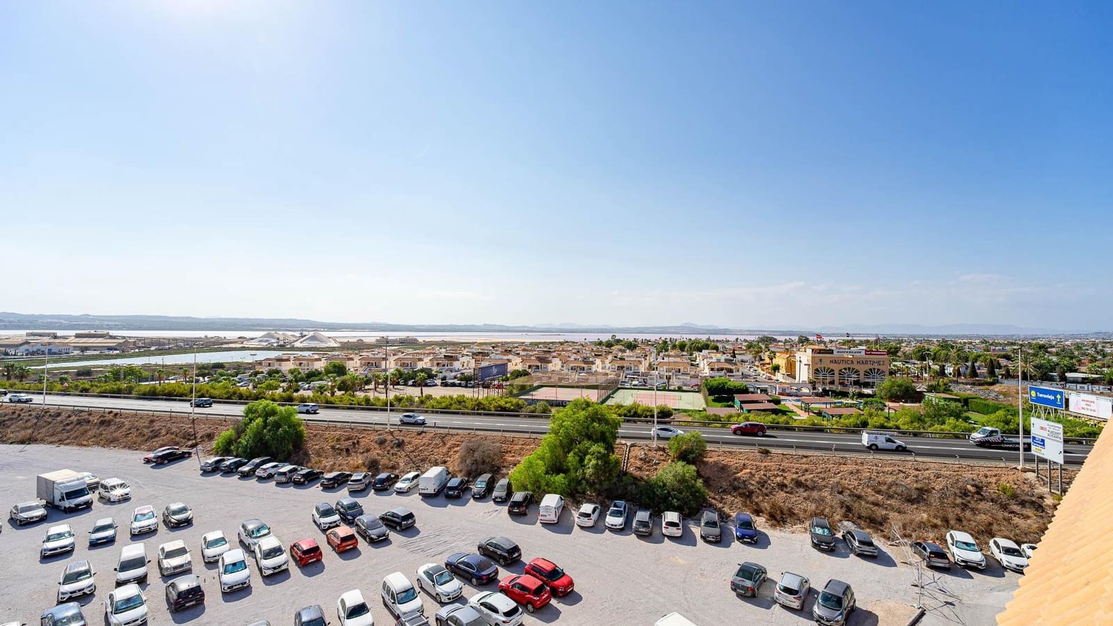 3 slaapkamer Penthouse te koop in Torrevieja met zwembad - € 149.999 (Ref: 10027882)