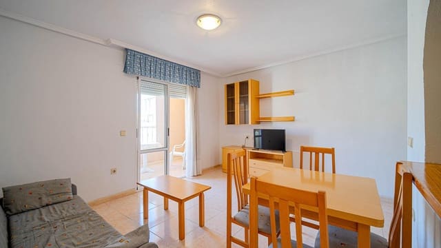 2 quarto Penthouse para venda em Centro, Torrevieja com piscina - 129 999 € (Ref: 10030677)
