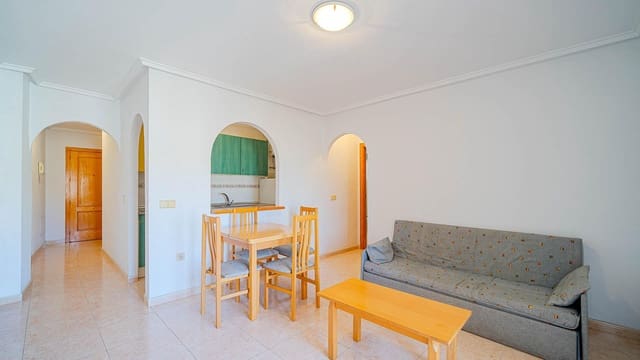 2 quarto Penthouse para venda em Centro, Torrevieja com piscina - 129 999 € (Ref: 10030677)