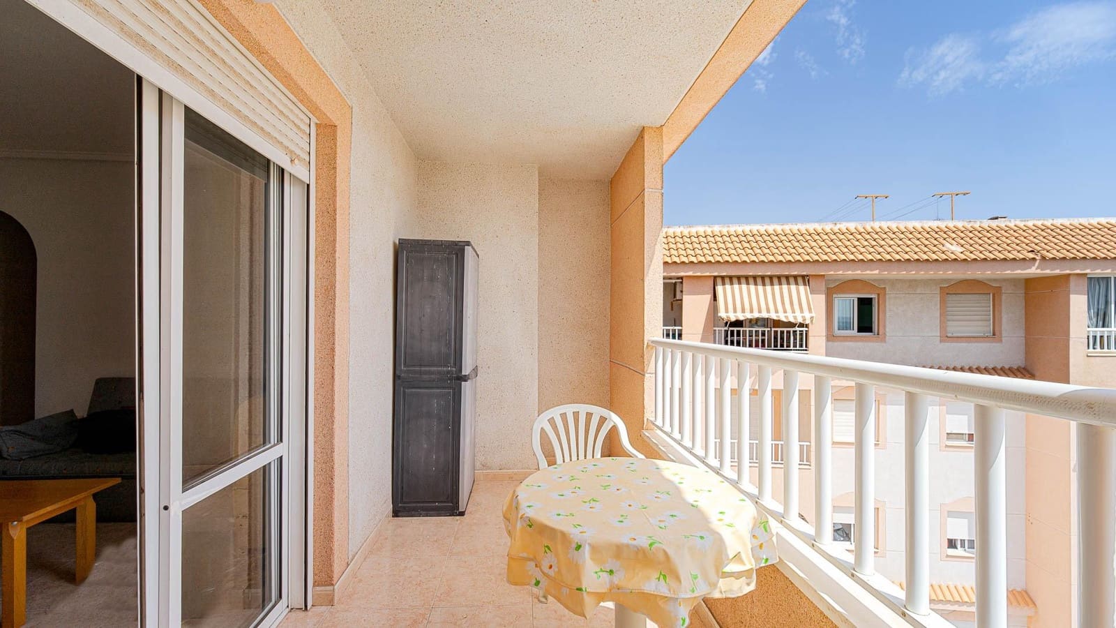 2 quarto Penthouse para venda em Torrevieja com piscina - 129 999 € (Ref: 10030677)