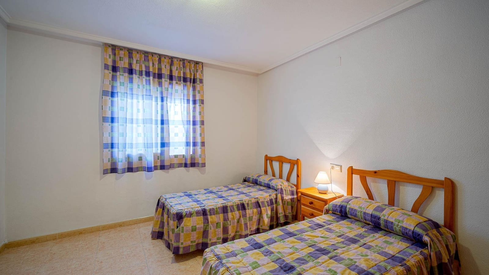 2 quarto Penthouse para venda em Torrevieja com piscina - 129 999 € (Ref: 10030677)