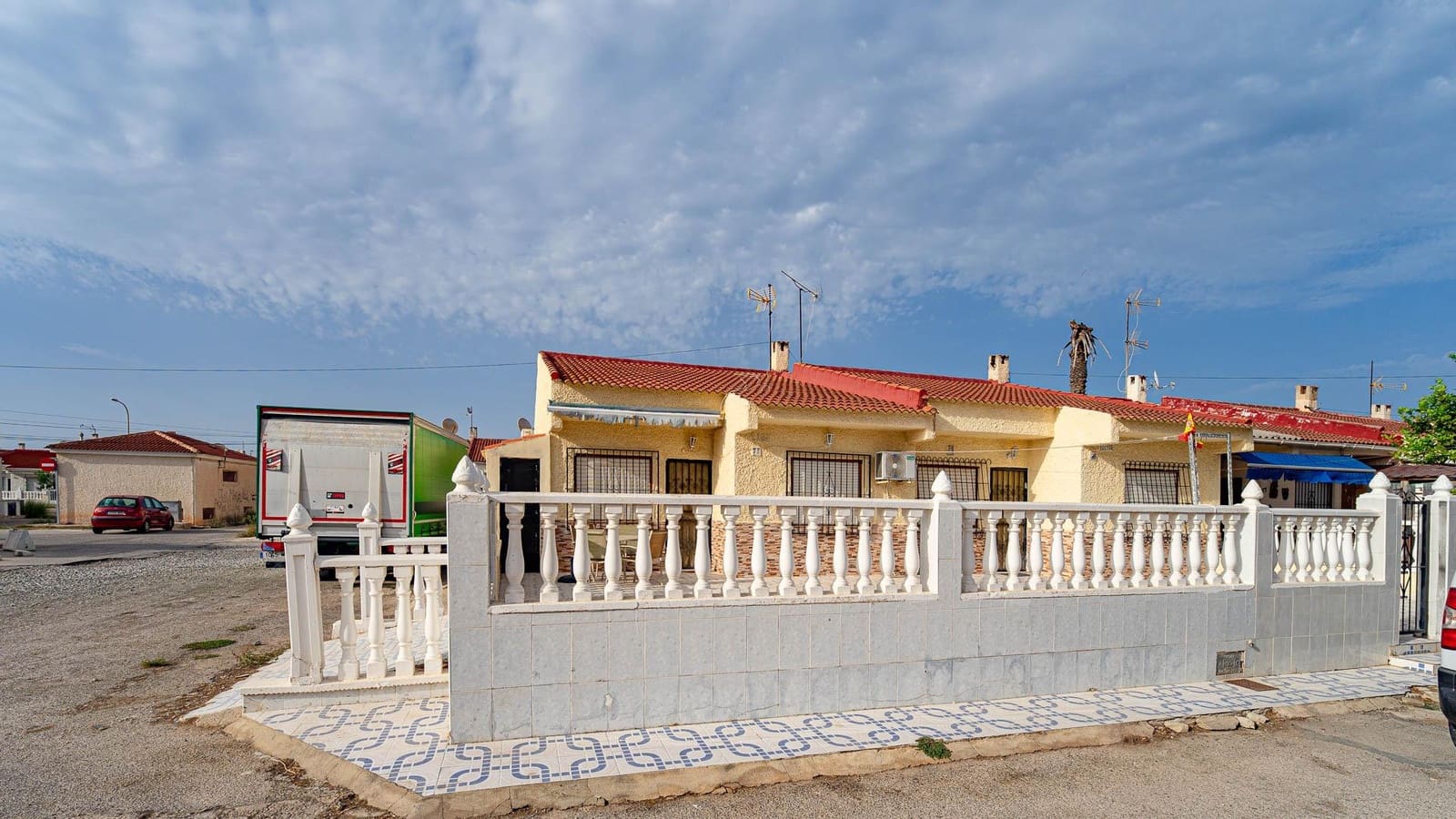 2 makuuhuone Bungalow myytävänä paikassa El Limonar - 114 999 € (Ref: 10033662)