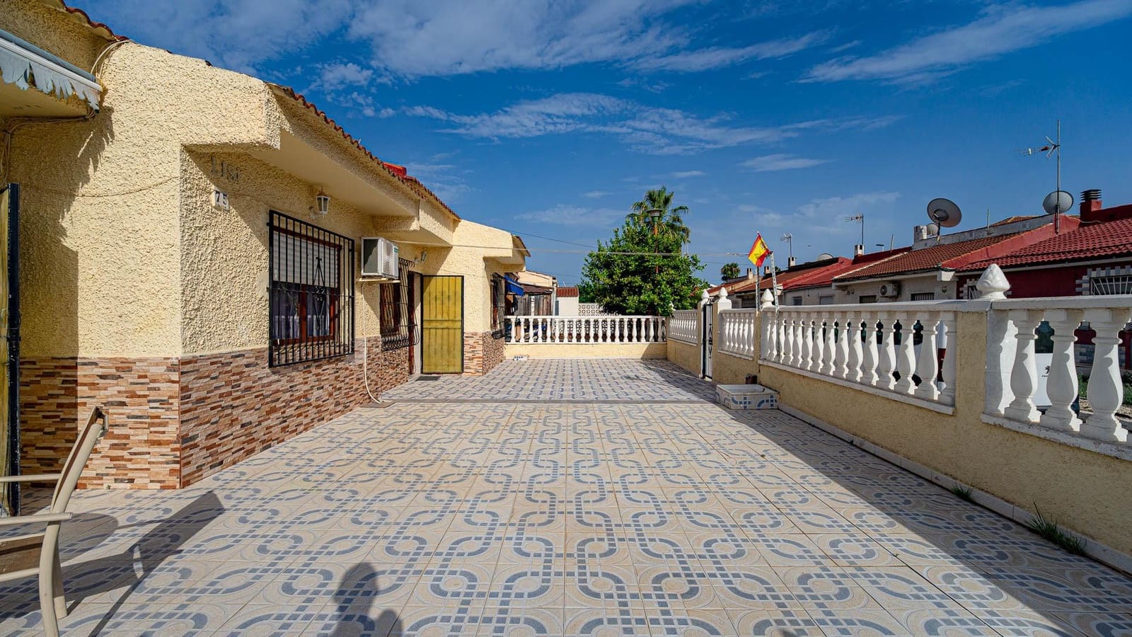 2 slaapkamer Bungalow te koop in El Limonar - € 114.999 (Ref: 10033663)