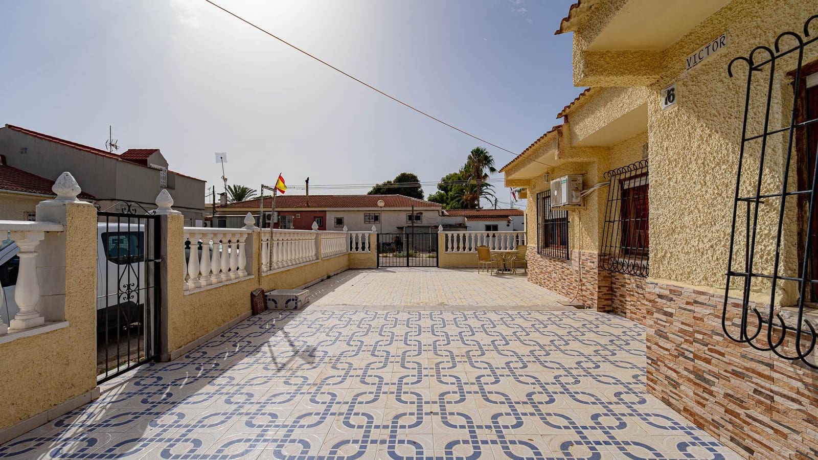 4 soverom Bungalow til salgs i El Limonar - € 229 999 (Ref: 10037537)