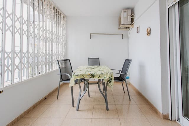 2 sovrum Lägenhet till salu i Centro, Torrevieja med pool - 129 999 € (Ref: 10047464)