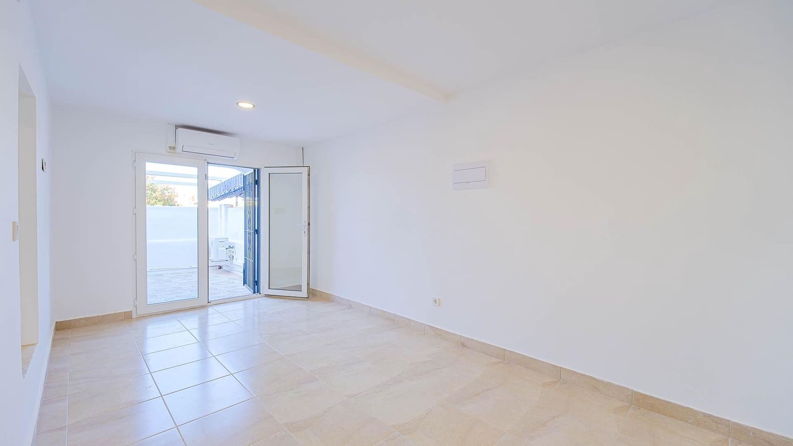 Bungalow myytävänä paikassa Torrevieja - 95 000 € (Ref: 10067833)