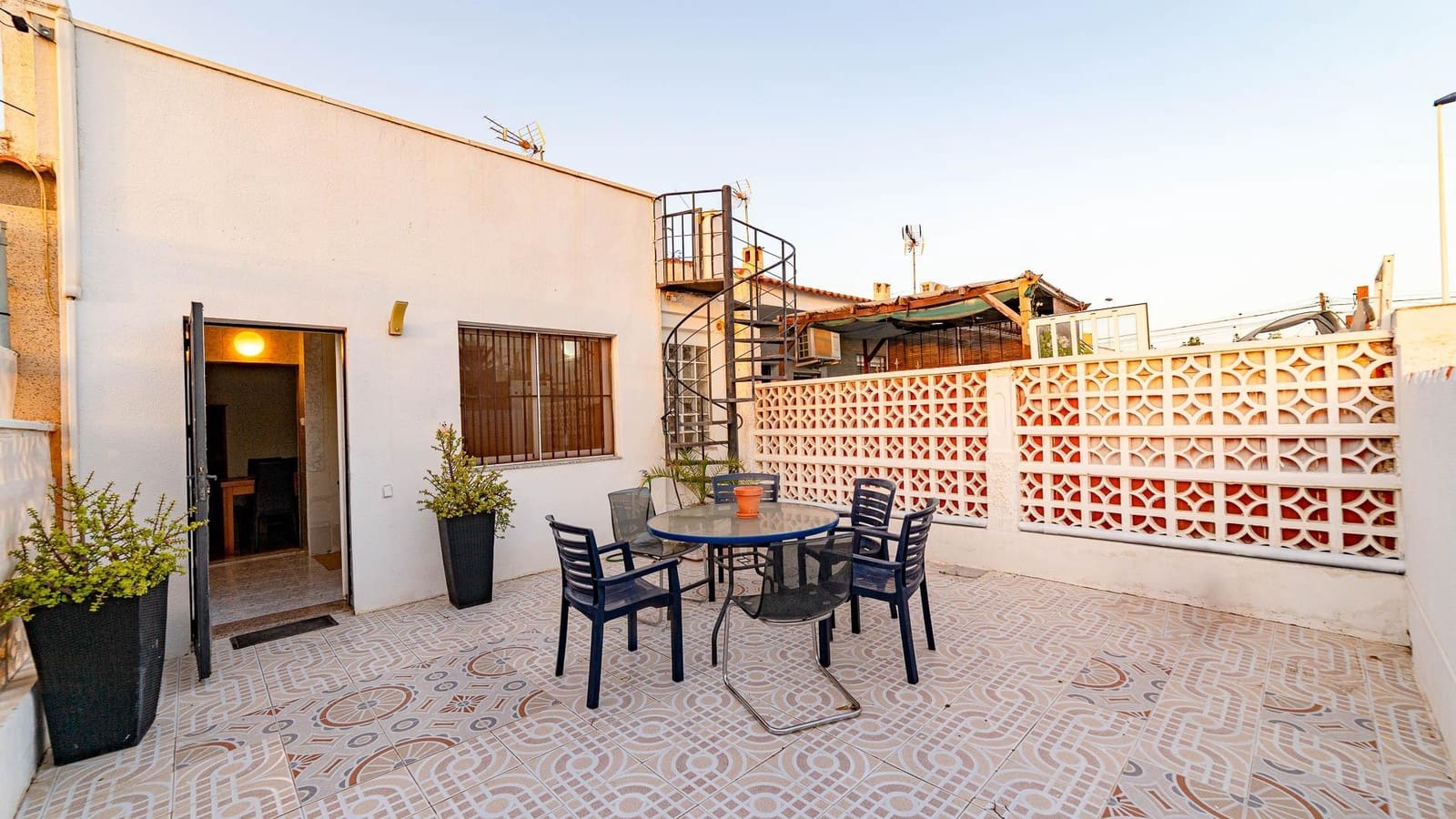 2 Zimmer Bungalow zu verkaufen in Torrevieja - 135.999 € (Ref: 10070849)