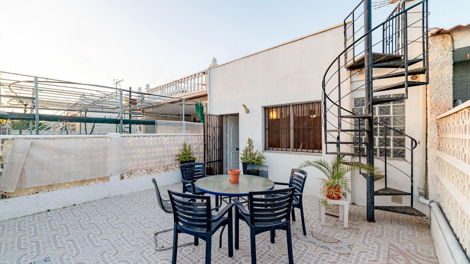 2 Zimmer Bungalow zu verkaufen in Torrevieja - 135.999 € (Ref: 10070849)