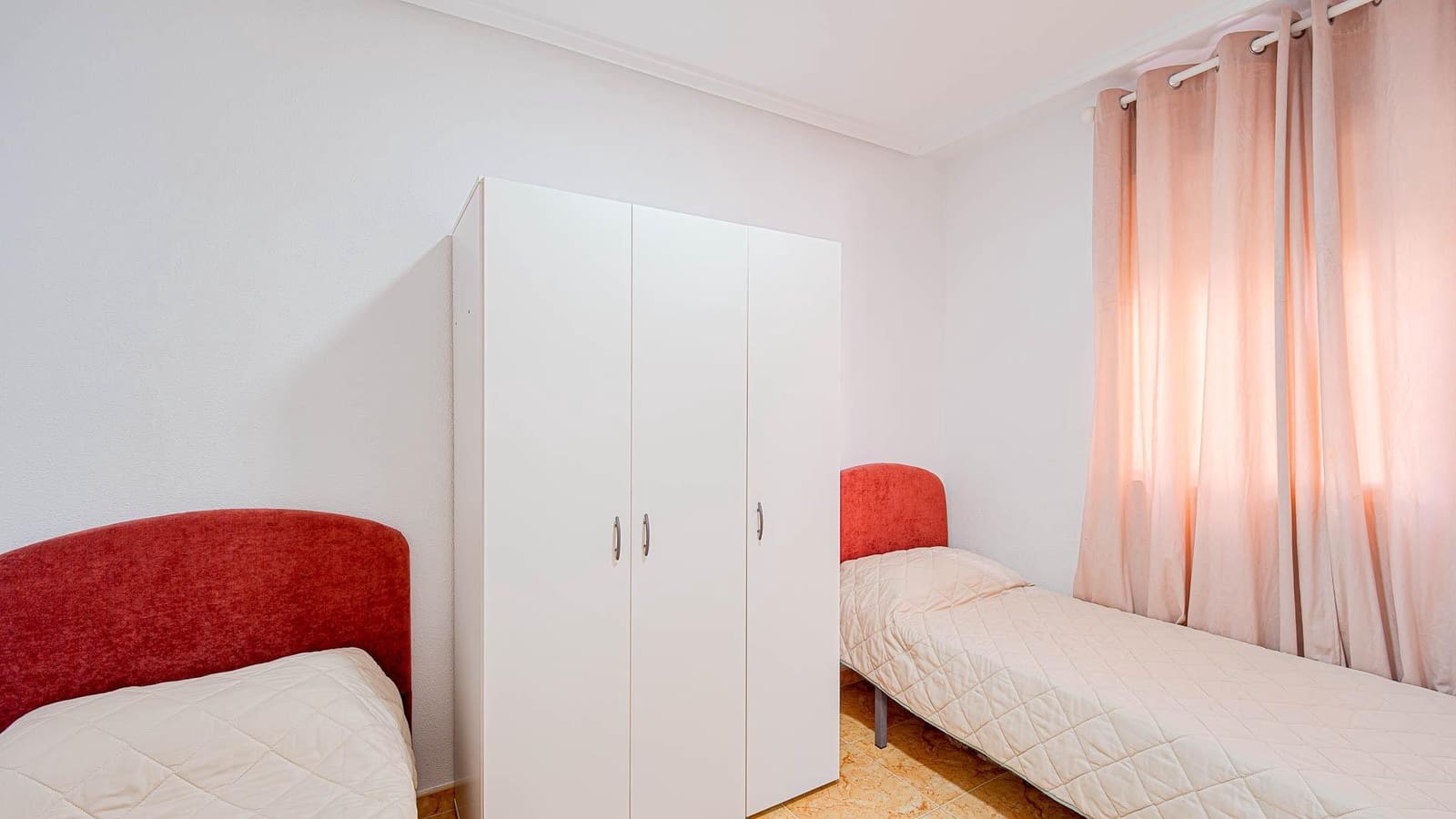 2 soveværelse Bungalow til salg i El Limonar med swimmingpool - € 139.999 (Ref: 10078207)