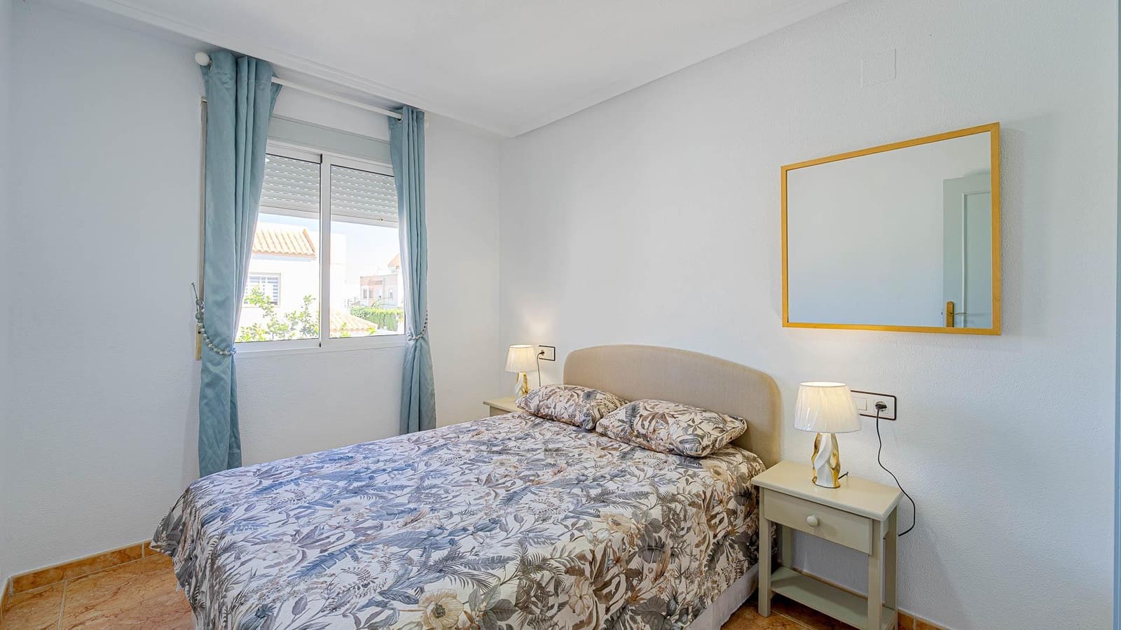 2 soveværelse Bungalow til salg i El Limonar med swimmingpool - € 139.999 (Ref: 10078207)