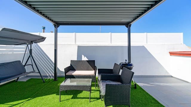2 soveværelse Bungalow til salg i El Limonar, Torrevieja med swimmingpool - € 139.999 (Ref: 10078207)