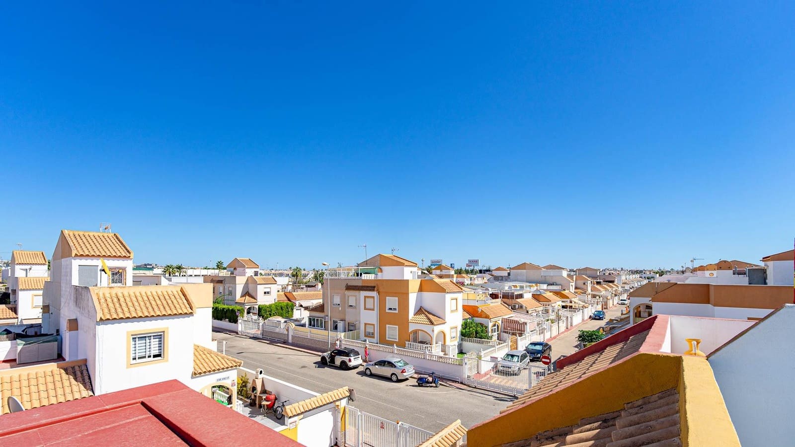 2 soveværelse Bungalow til salg i El Limonar med swimmingpool - € 139.999 (Ref: 10078207)
