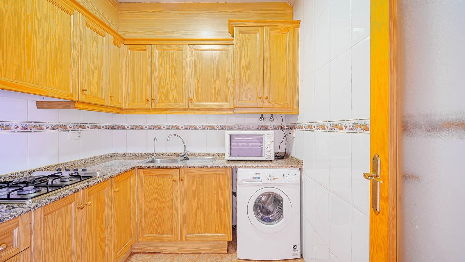 1 makuuhuone Kattohuoneisto myytävänä paikassa Torrevieja mukana uima-altaan - 115 000 € (Ref: 10078208)