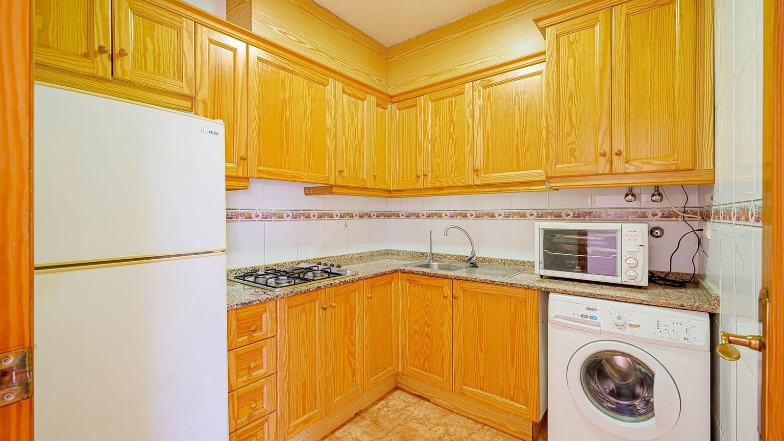 1 makuuhuone Kattohuoneisto myytävänä paikassa Torrevieja mukana uima-altaan - 115 000 € (Ref: 10078208)