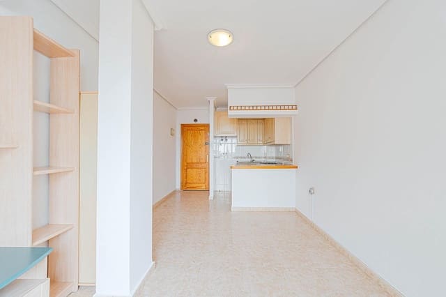 2 quarto Apartamento para venda em Centro, Torrevieja - 114 999 € (Ref: 10129346)